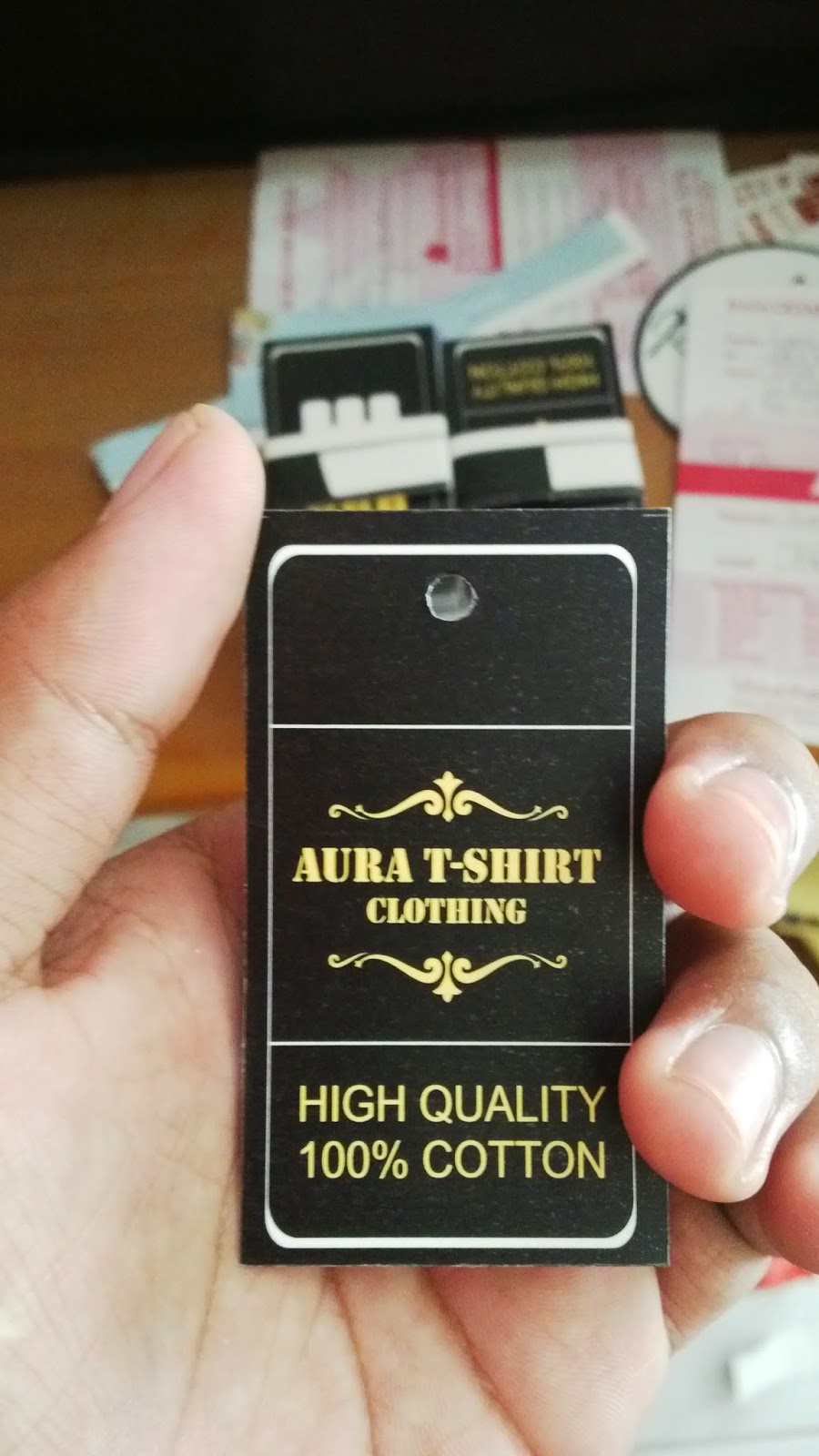 Contoh Desain Hang Tag